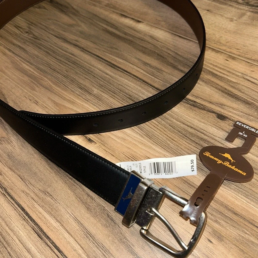 Tommy Bahama Men's Reversible Black/Brown Leather Belt...